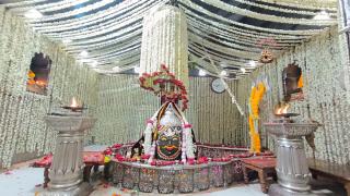 Mahakaleshwar Jyotirlinga: कैसे पहुंचे महाकालेश्वर ज्योतिर्लिंग,जानिए पूजा समय और पौराणिक कथा